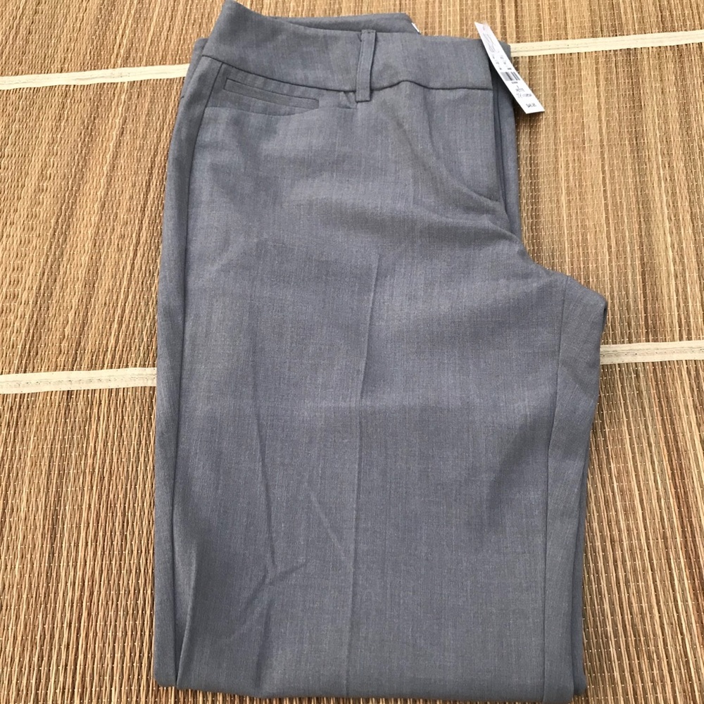 NYC CASUAL PANT NWT